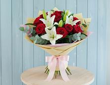 Букет цветов из:  Лилии и Розы #REPLACE_PRED# Кременкуль
