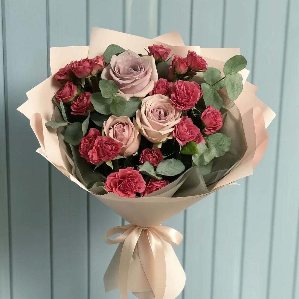 Букет цветов из: Гвоздики и Розы в Кременкуль