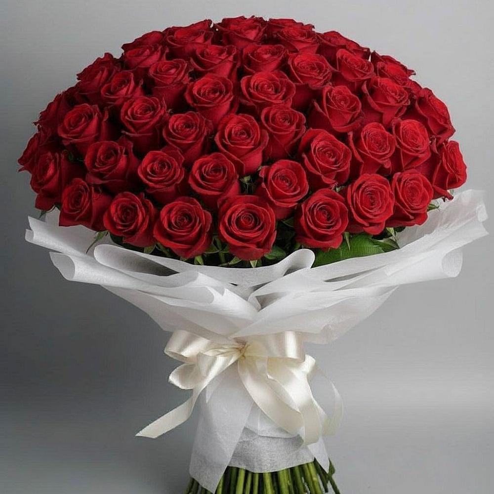 Букет 101 Красная роза Блэк Мэджик в Кременкуль