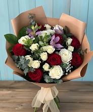 Букет цветов из:  Розы и Альстромерии в Кременкуль