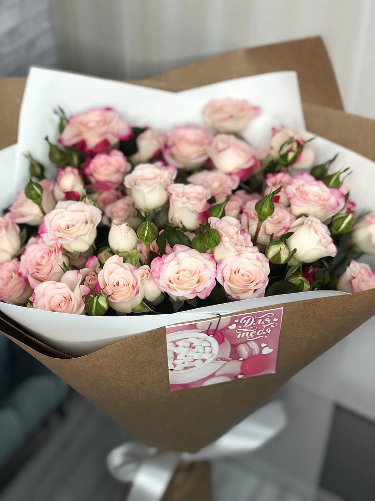 Букет цветов из: Розы в Кременкуль