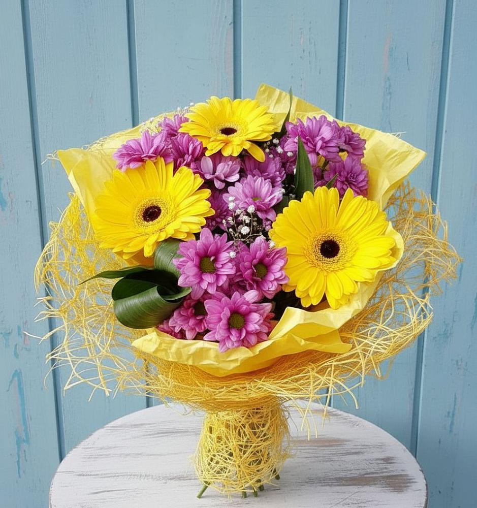 Букет цветов из: Хризантемы и Герберы в Кременкуль