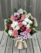 Букет цветов из:  Альстромерии, Гвоздики, Розы и Хризантемы в Кременкуль