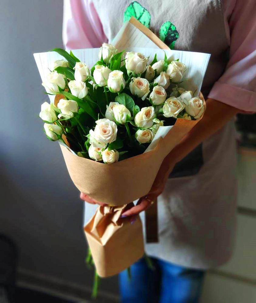 Букет цветов из: Розы в Кременкуль