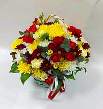Цветочная композиция из Хризантемы и Розы в корзине в Кременкуль