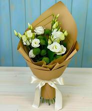 Букет цветов из:  Хризантемы и Лизиантусы #REPLACE_PRED# Кременкуль