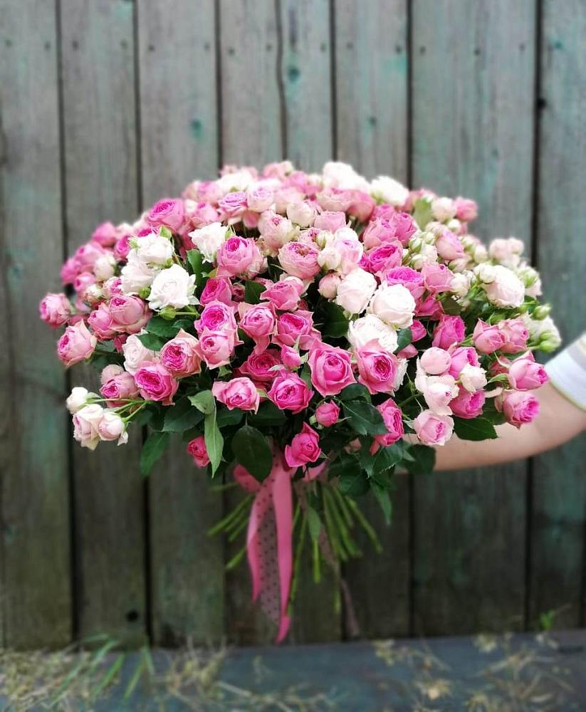 Букет Розовые кустовые розы Натали и Лав Лидия в Кременкуль