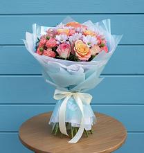 Букет цветов из:  Хризантемы и Розы в Кременкуль