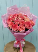 Букет 15 Розовых роз Равель в Кременкуль
