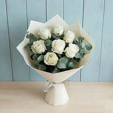 Букет Белые розы в Эвкалипте в Кременкуль