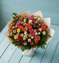 Букет Микс из разноцветных кустовых роз в Кременкуль